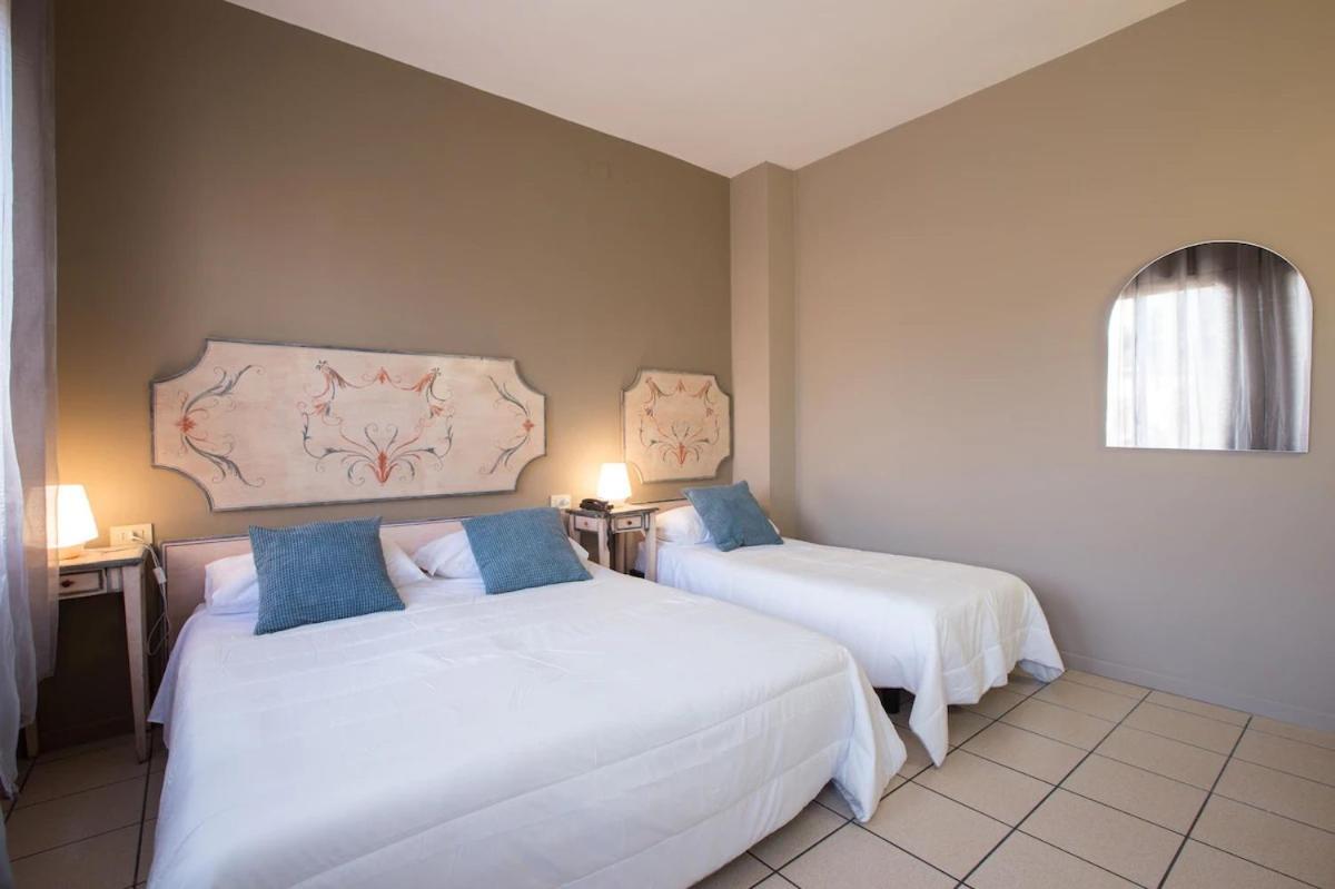 Hotel Ariston Местре Экстерьер фото